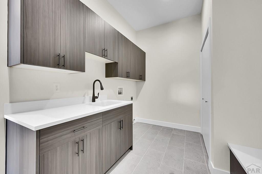 1250 W Presidio Dr
