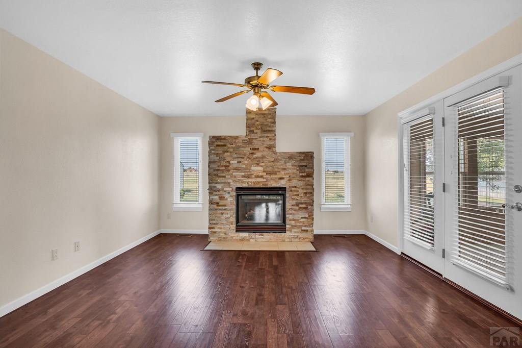455 S Meriweather Dr