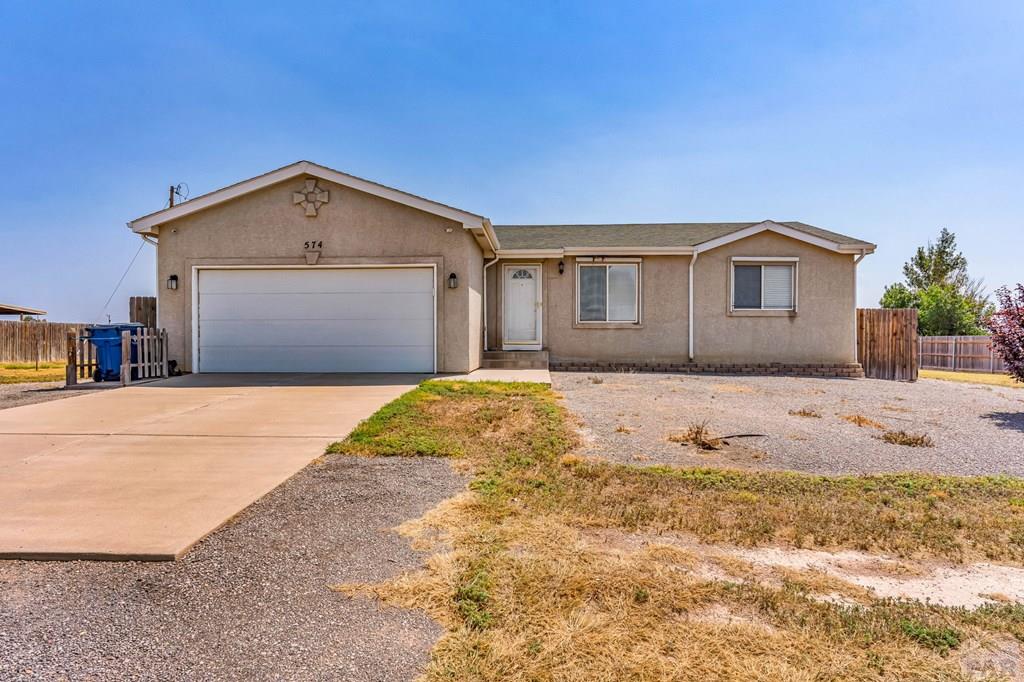 574 N Canvas Dr