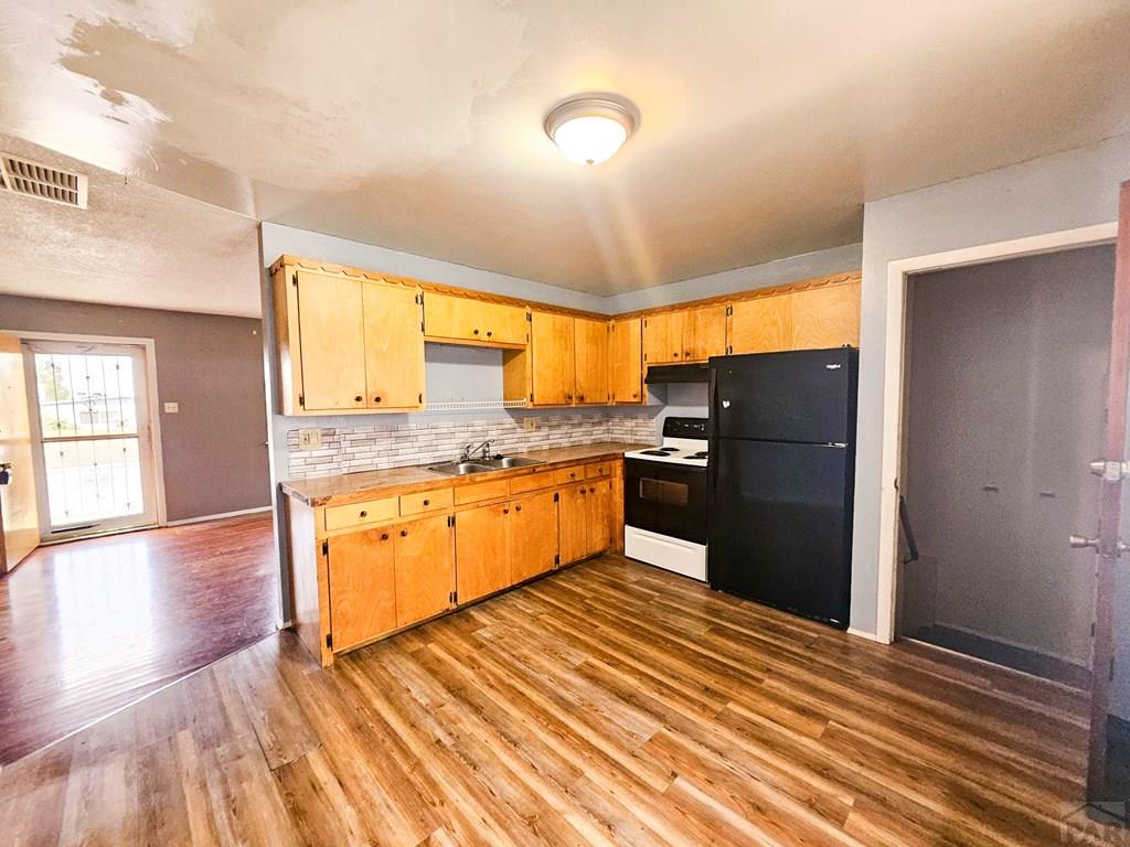 1601 Fremont Ave