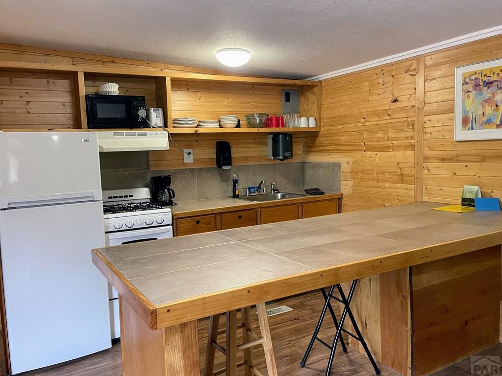 18488 Hwy 165