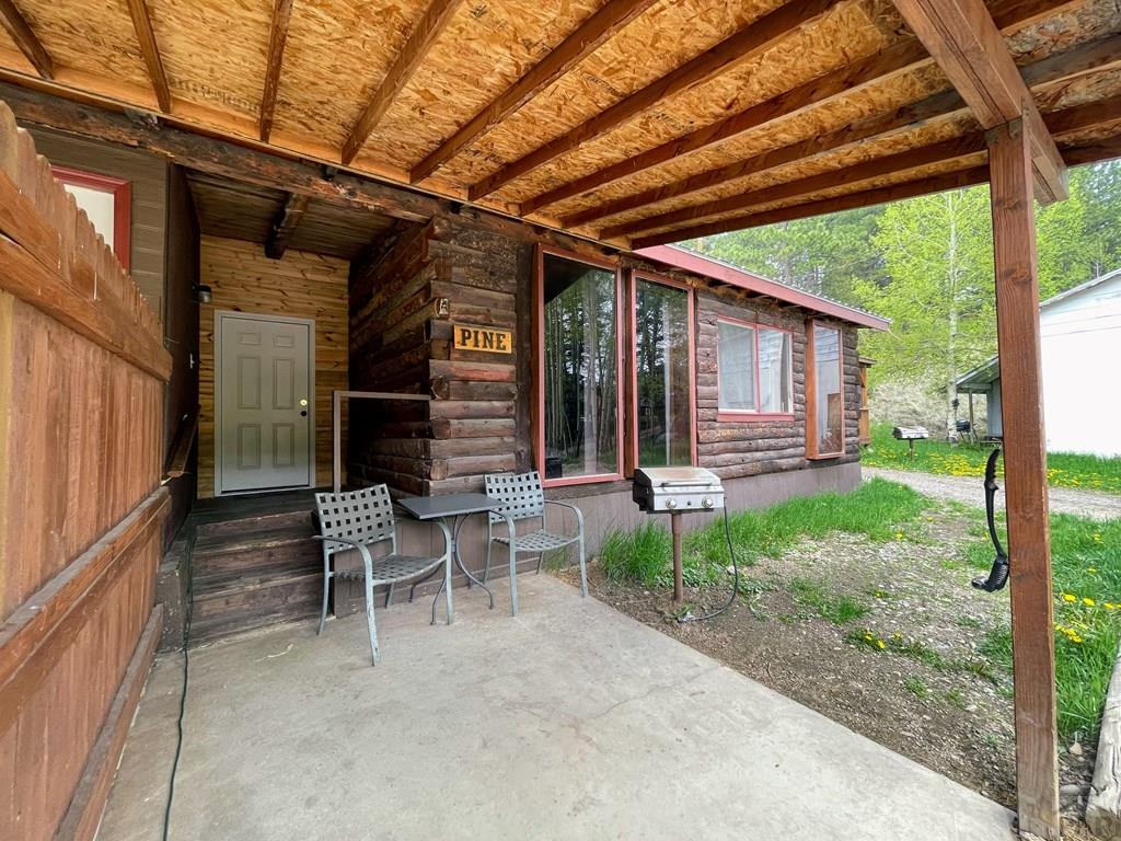18488 Hwy 165