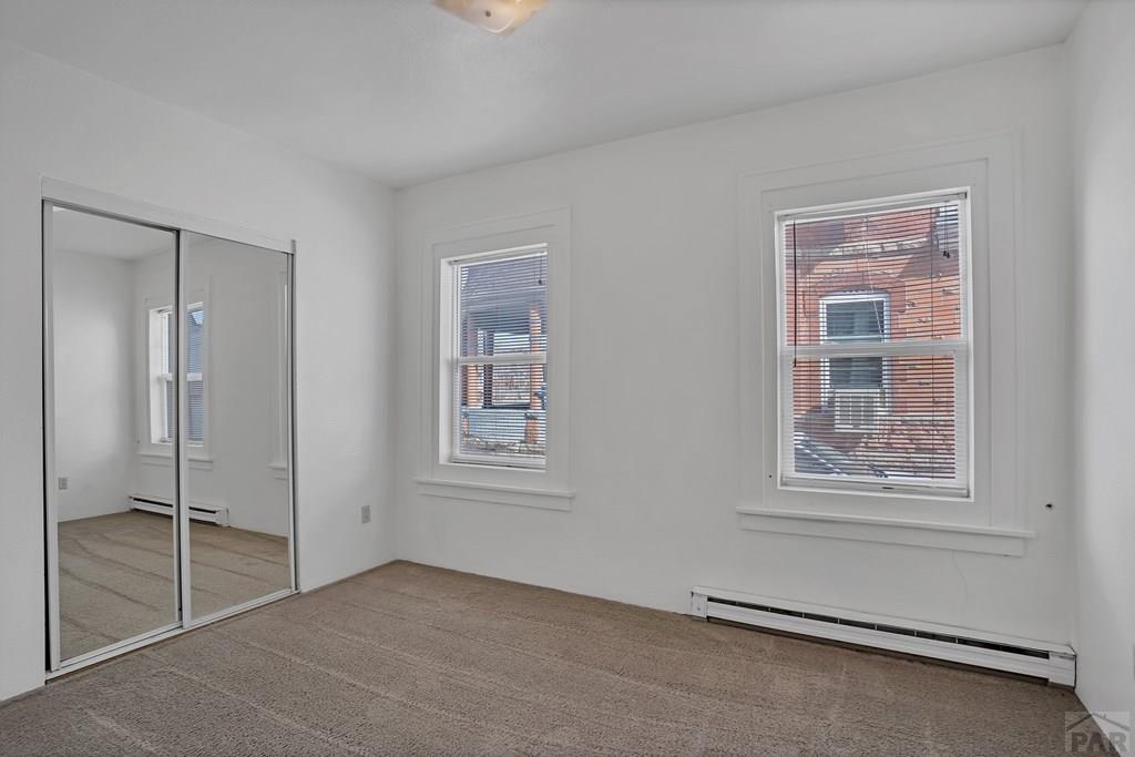 1110-112 E 6th St
