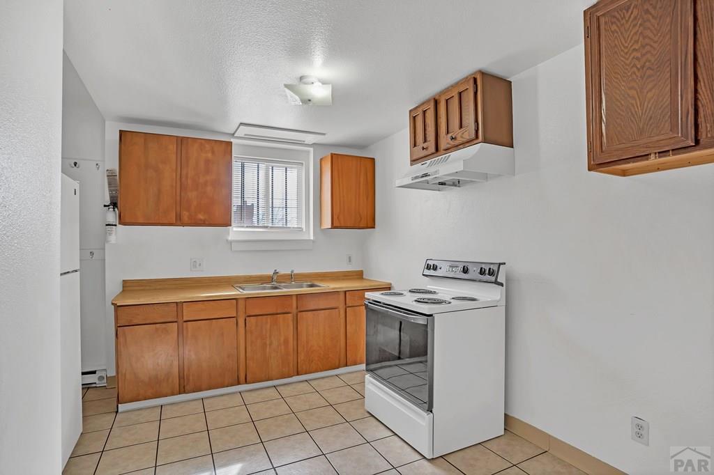 1110-112 E 6th St