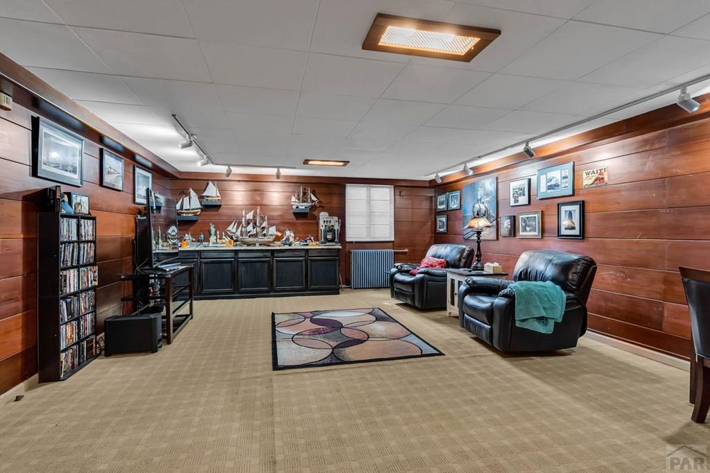 129 W Orman Ave