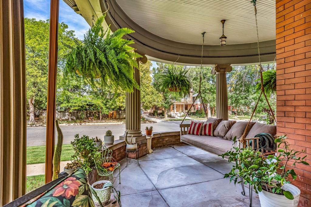 129 W Orman Ave