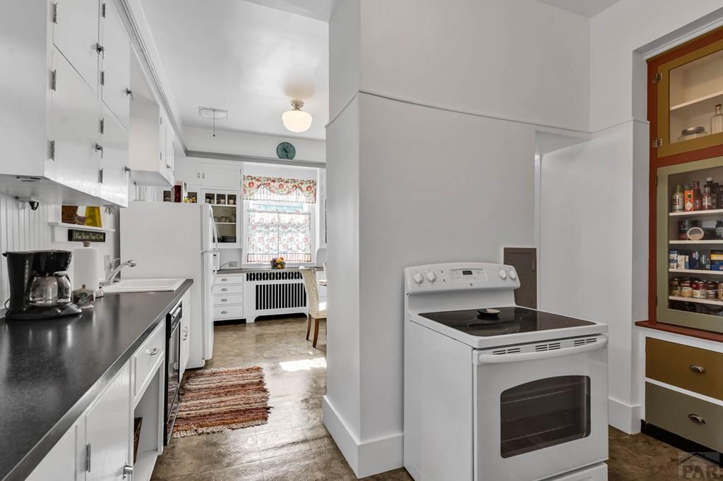 129 W Orman Ave