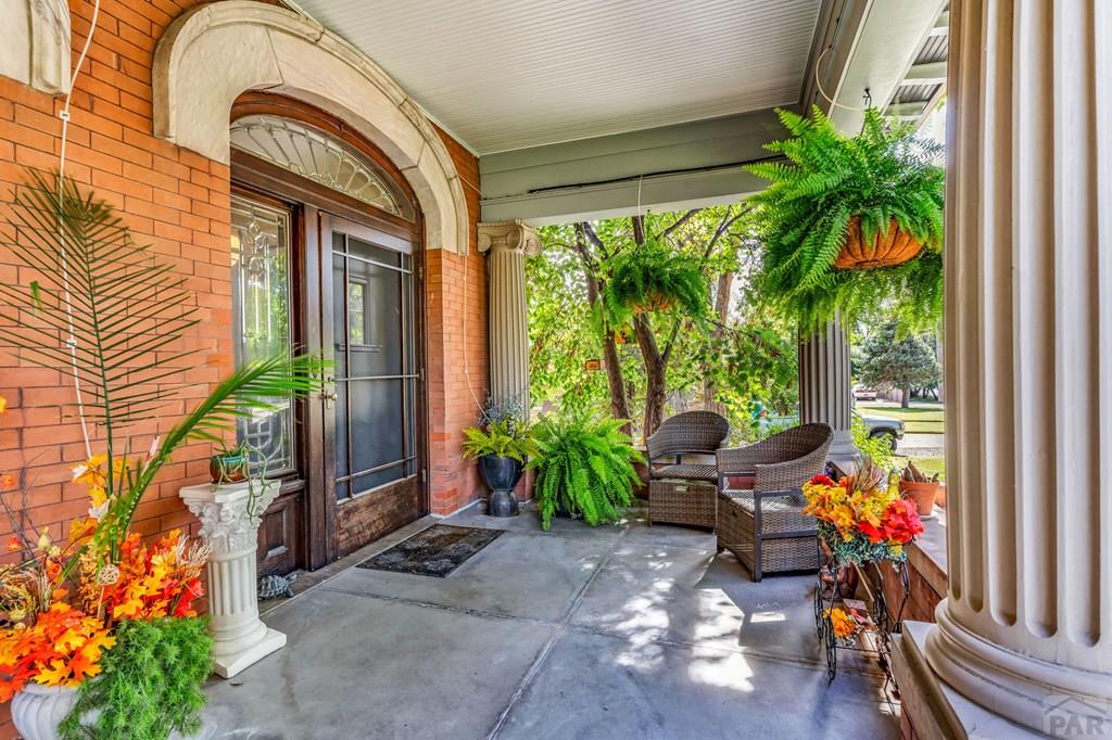 129 W Orman Ave