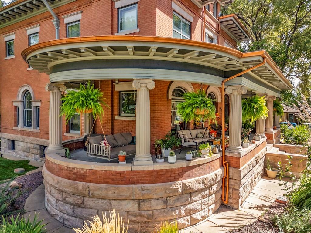 129 W Orman Ave