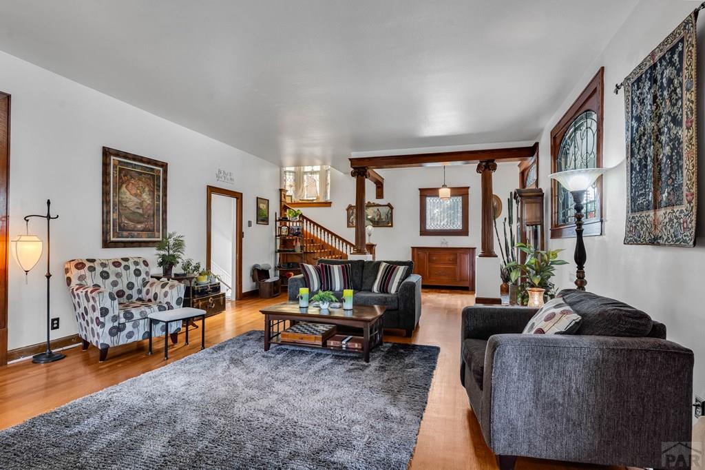 129 W Orman Ave