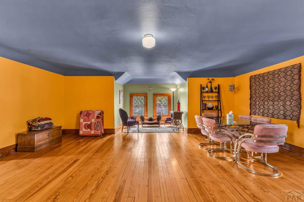 129 W Orman Ave
