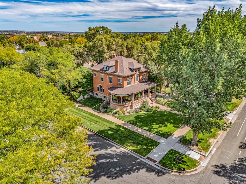 129 W Orman Ave