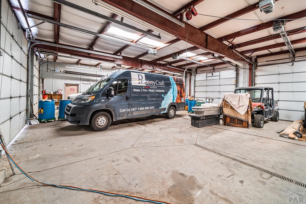 109 E Industrial Blvd