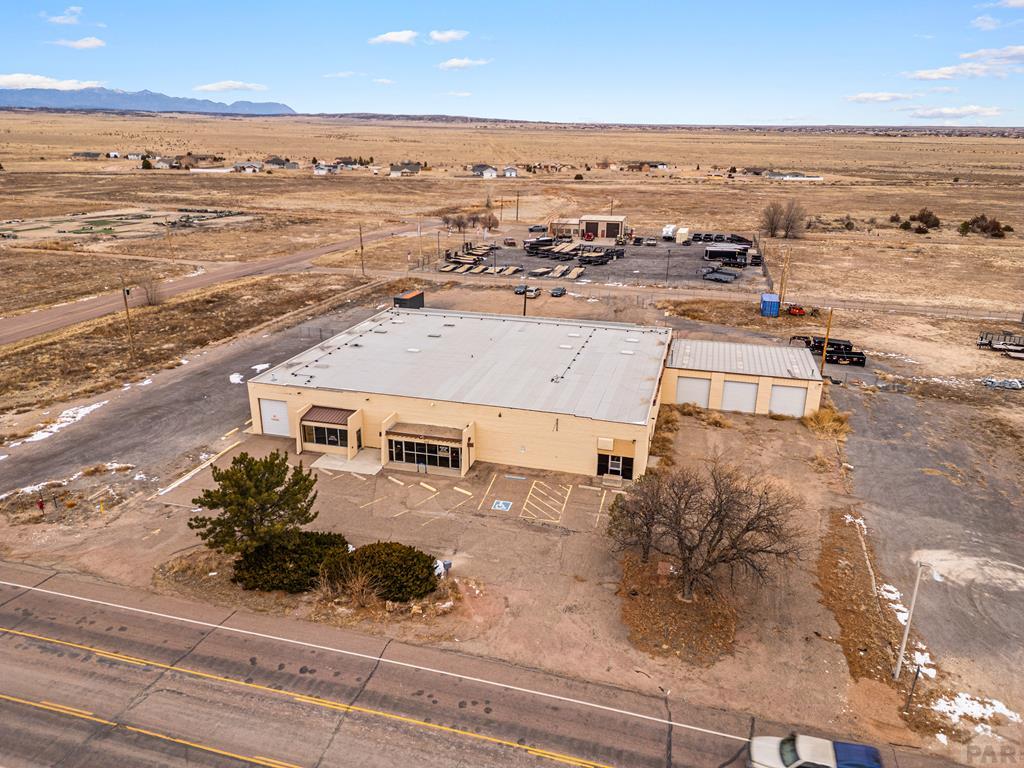 109 E Industrial Blvd