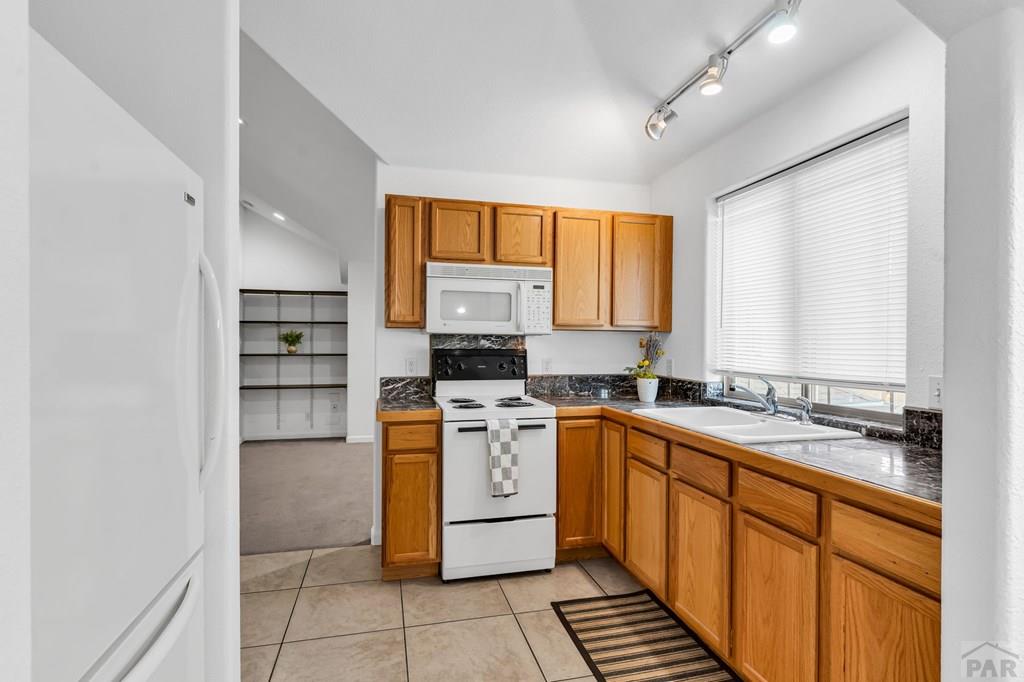 4720 Desert Candle Dr