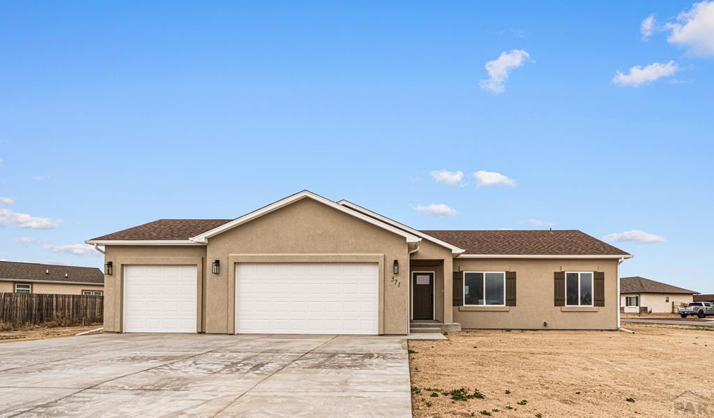 571 N Campbell Dr