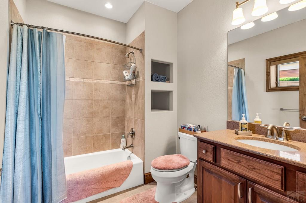 4427 Porta Fina Dr