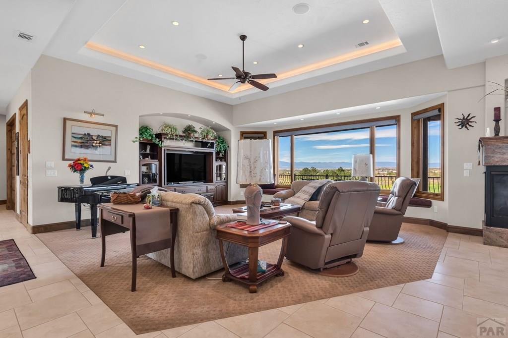 4427 Porta Fina Dr