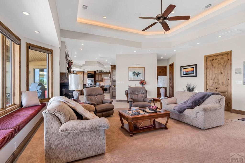 4427 Porta Fina Dr