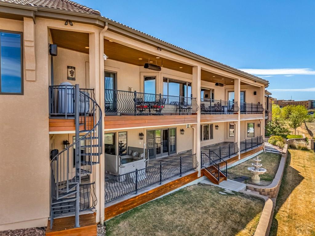 4427 Porta Fina Dr