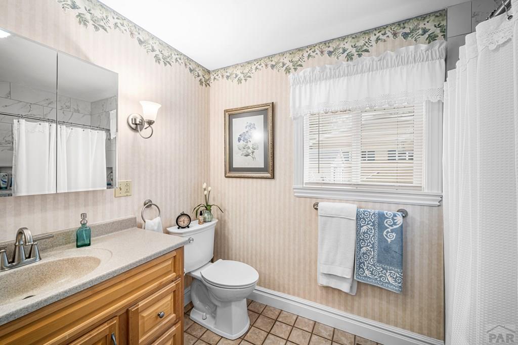 2911 Country Club Dr