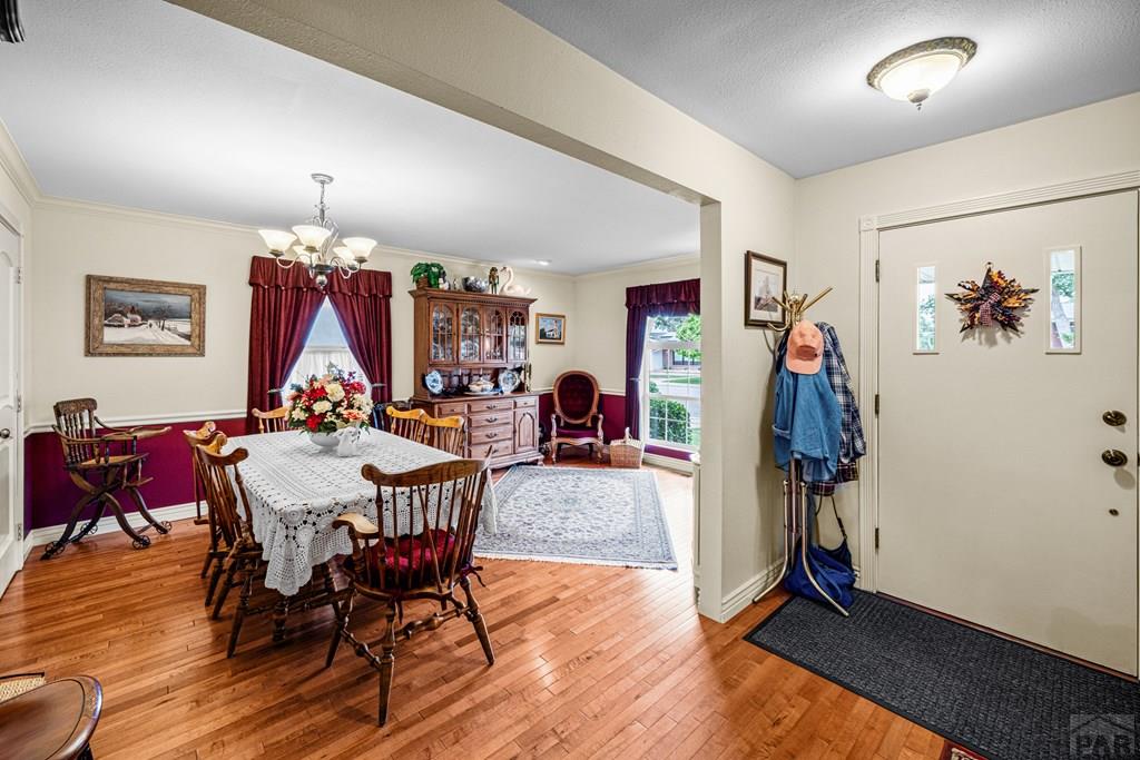 2911 Country Club Dr