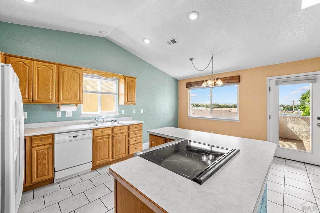 5105 Aramis Court