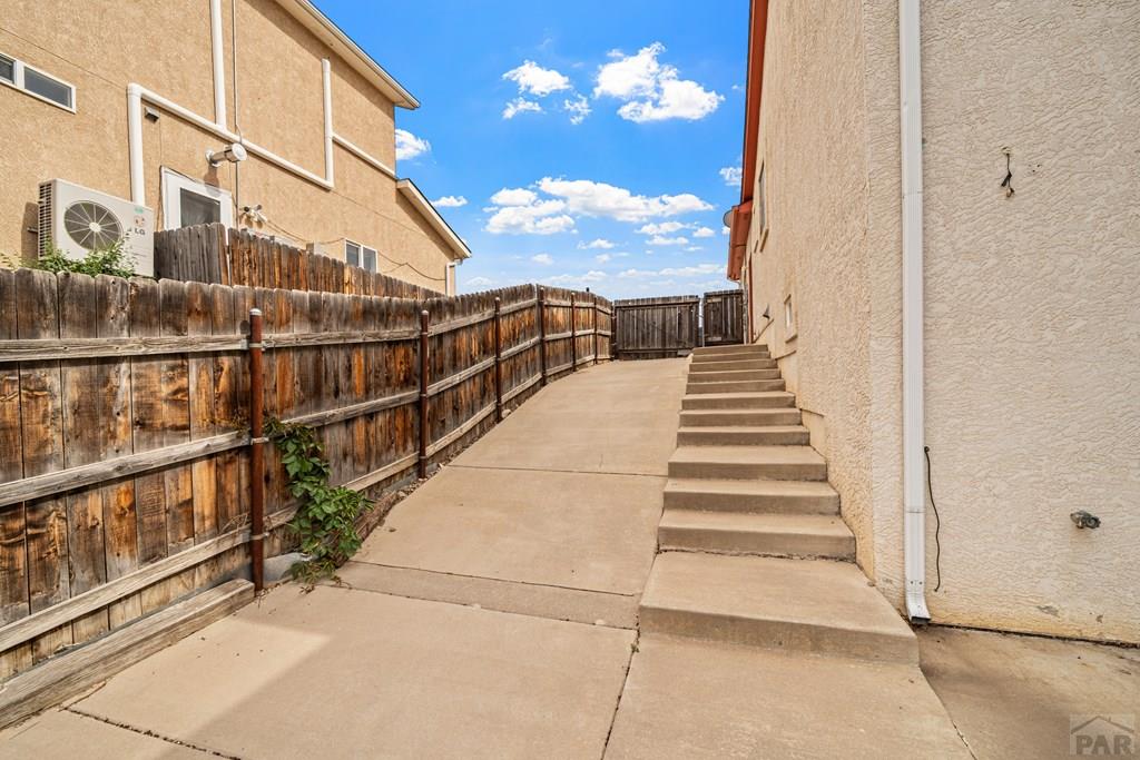 5105 Aramis Court