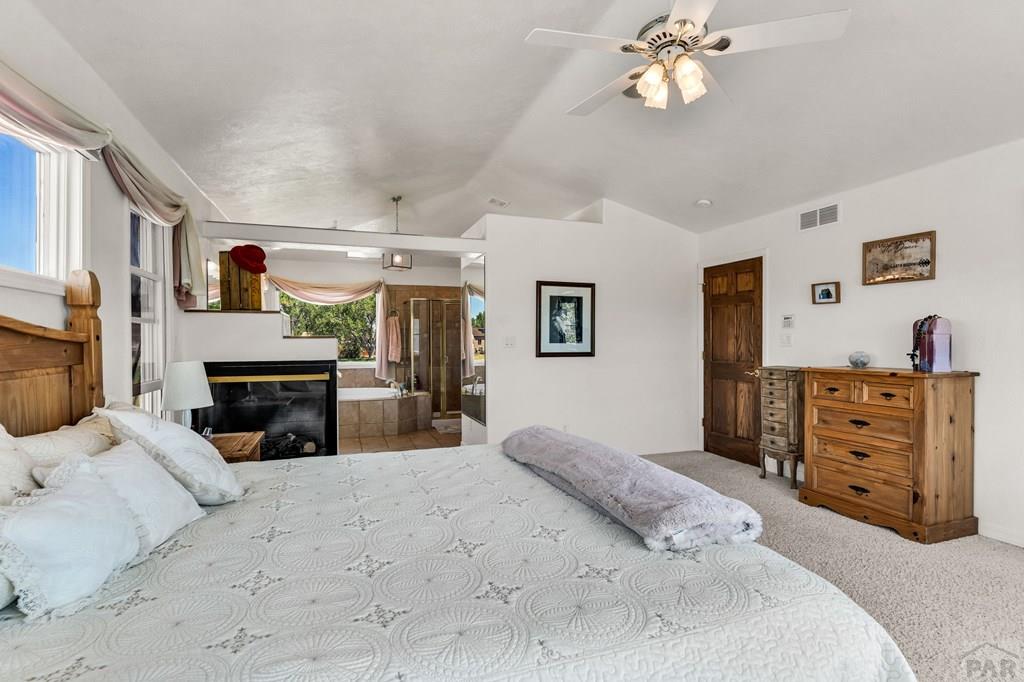 253 W Mangrum Dr