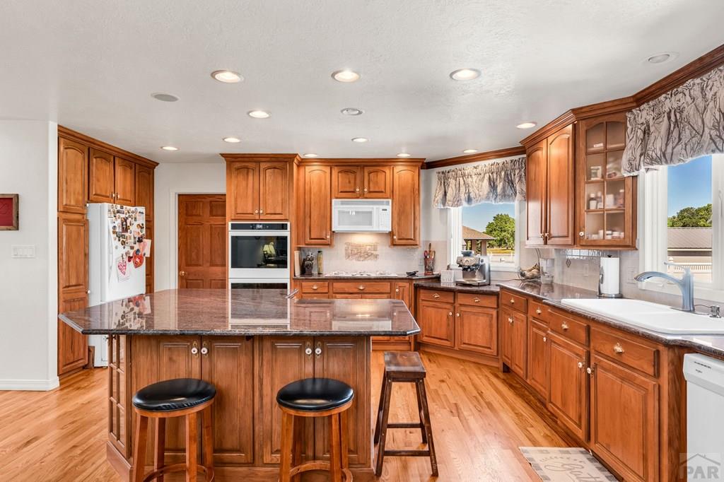253 W Mangrum Dr