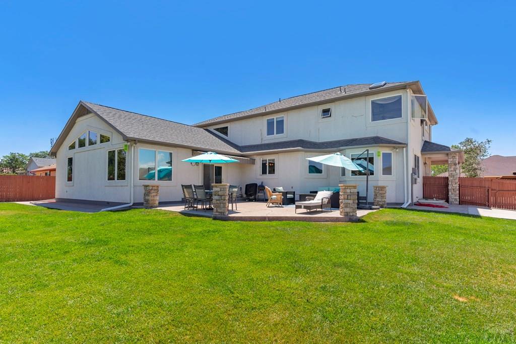 253 W Mangrum Dr