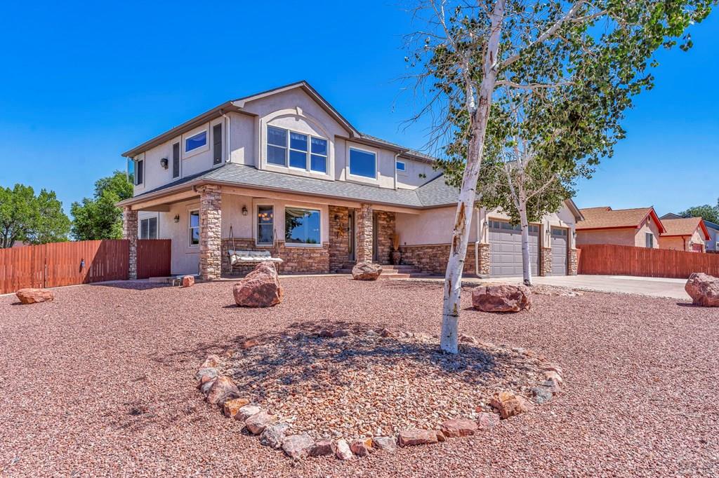 253 W Mangrum Dr