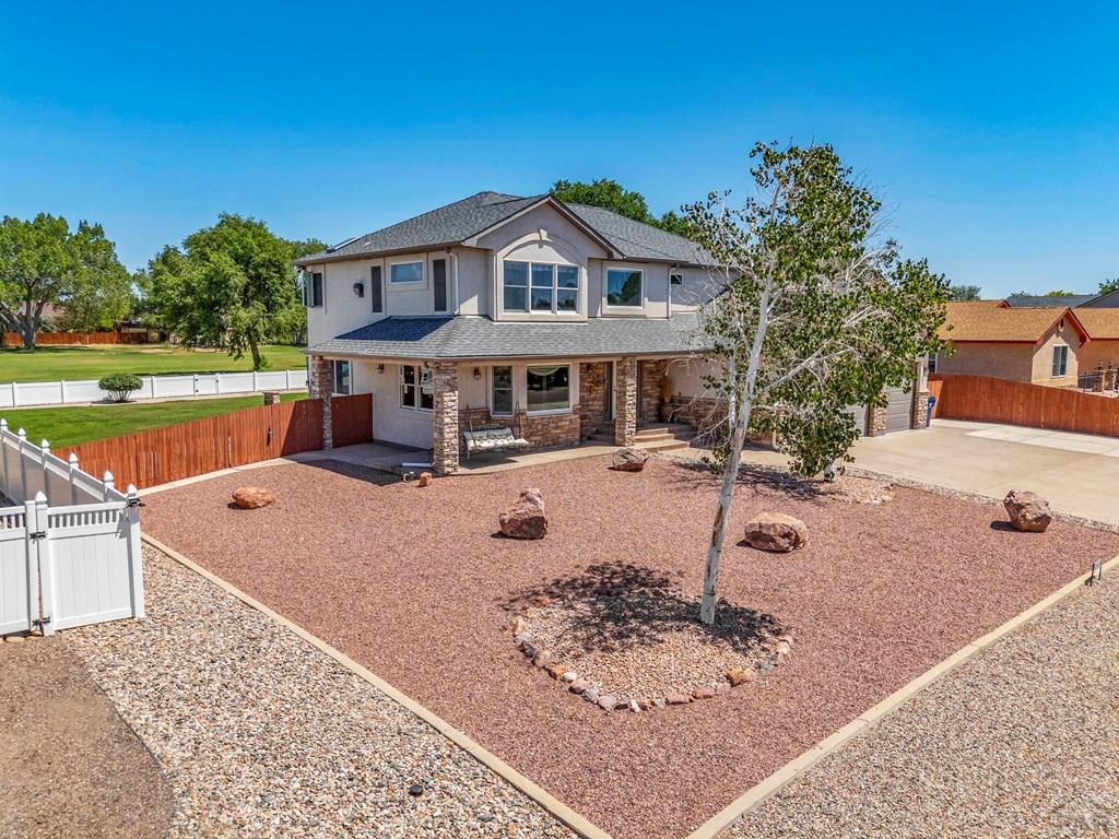 253 W Mangrum Dr
