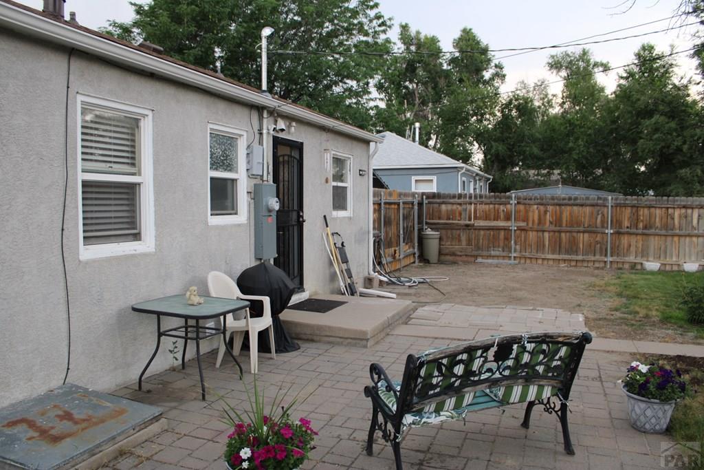 730 Arlen Ave