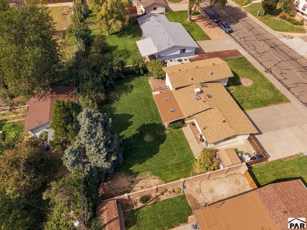 82 Amherst Ave