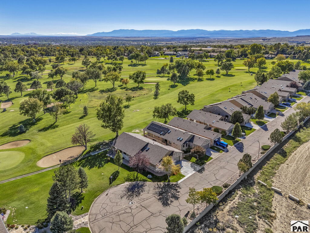 2 Country Club Village
