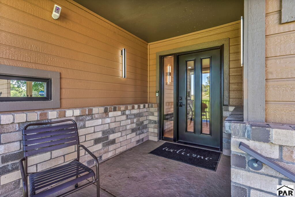 2 Country Club Village