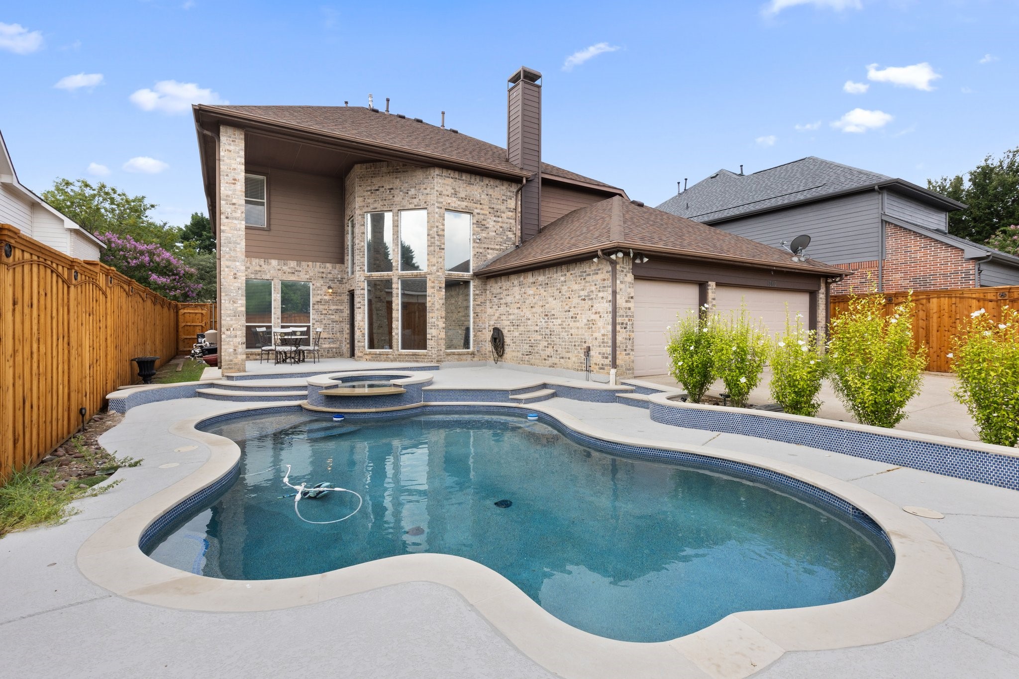 1860 Hollow Falls Court