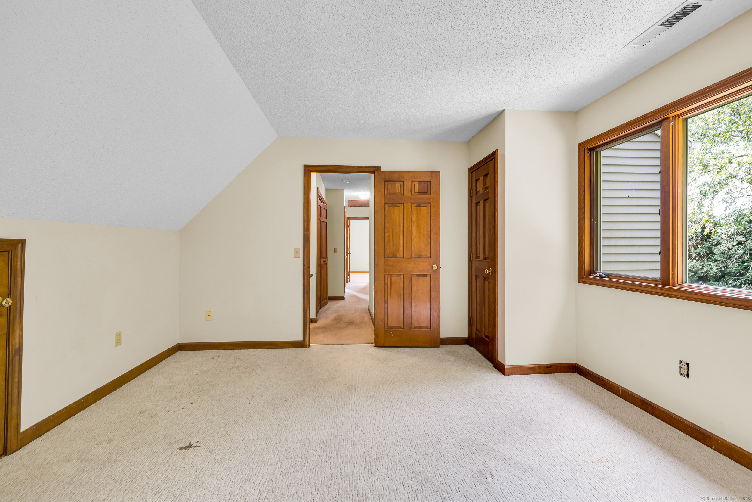 67 Cedar Ridge