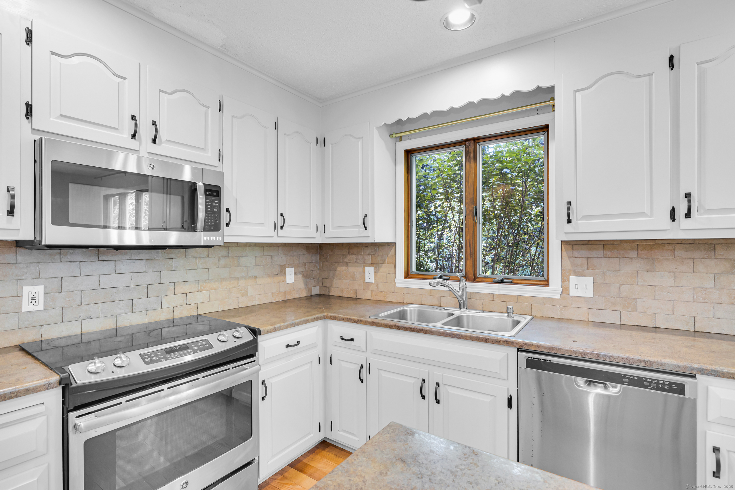 67 Cedar Ridge