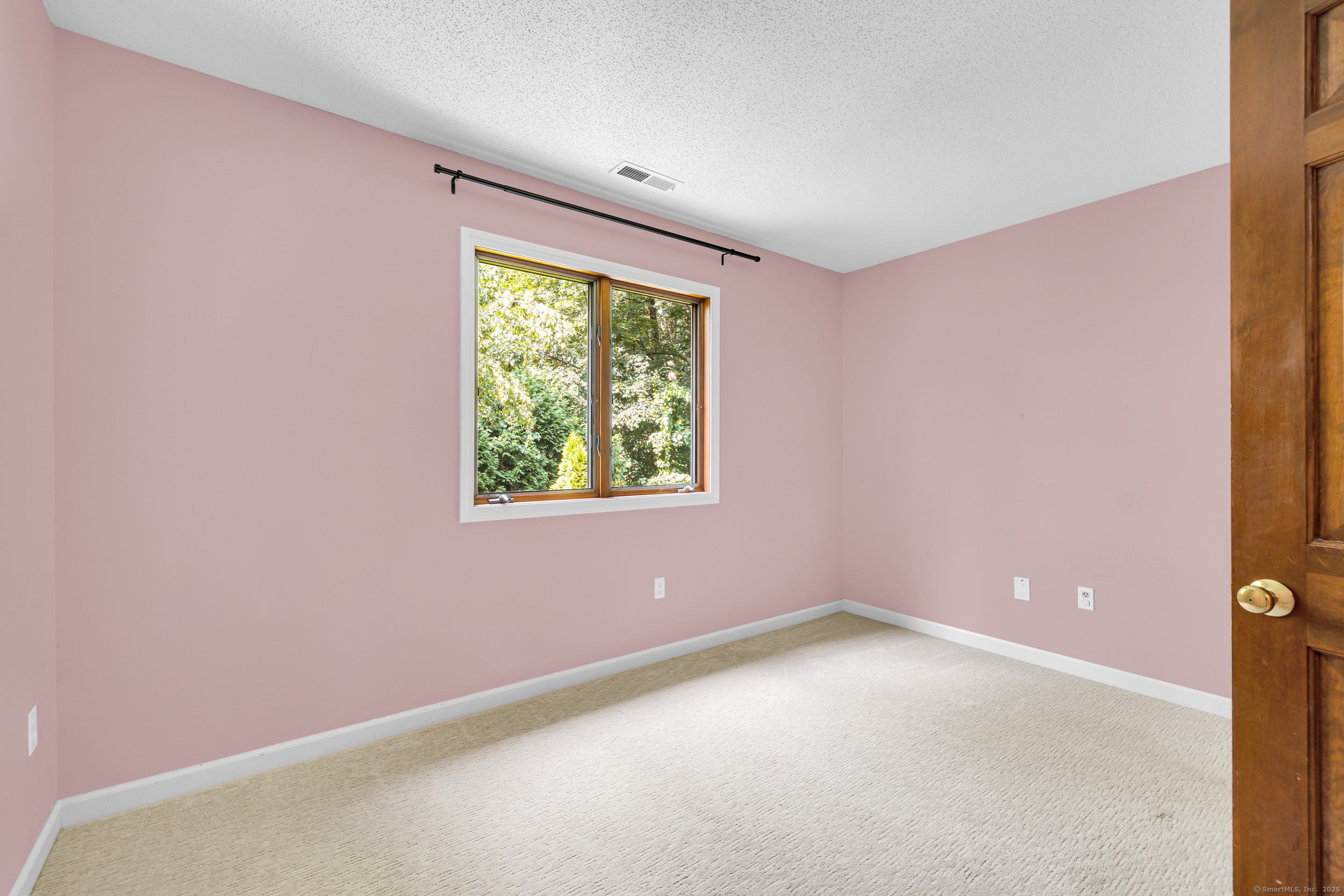 67 Cedar Ridge