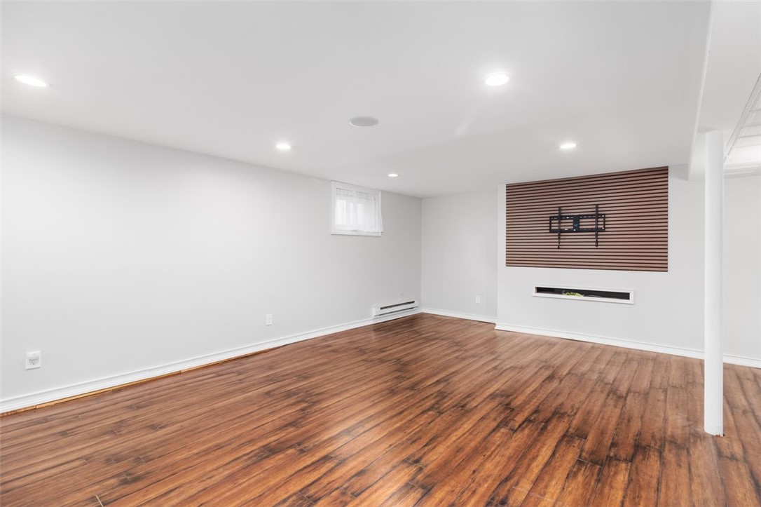 5 Webster Street