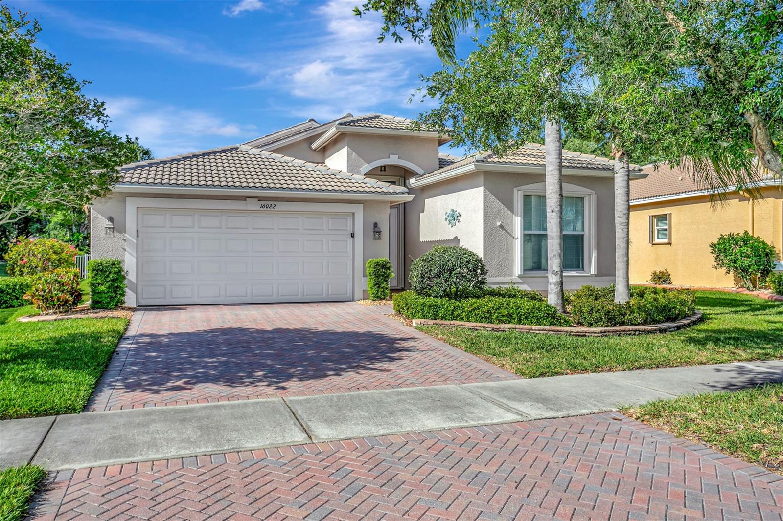 16022 GOLDEN LAKES DR