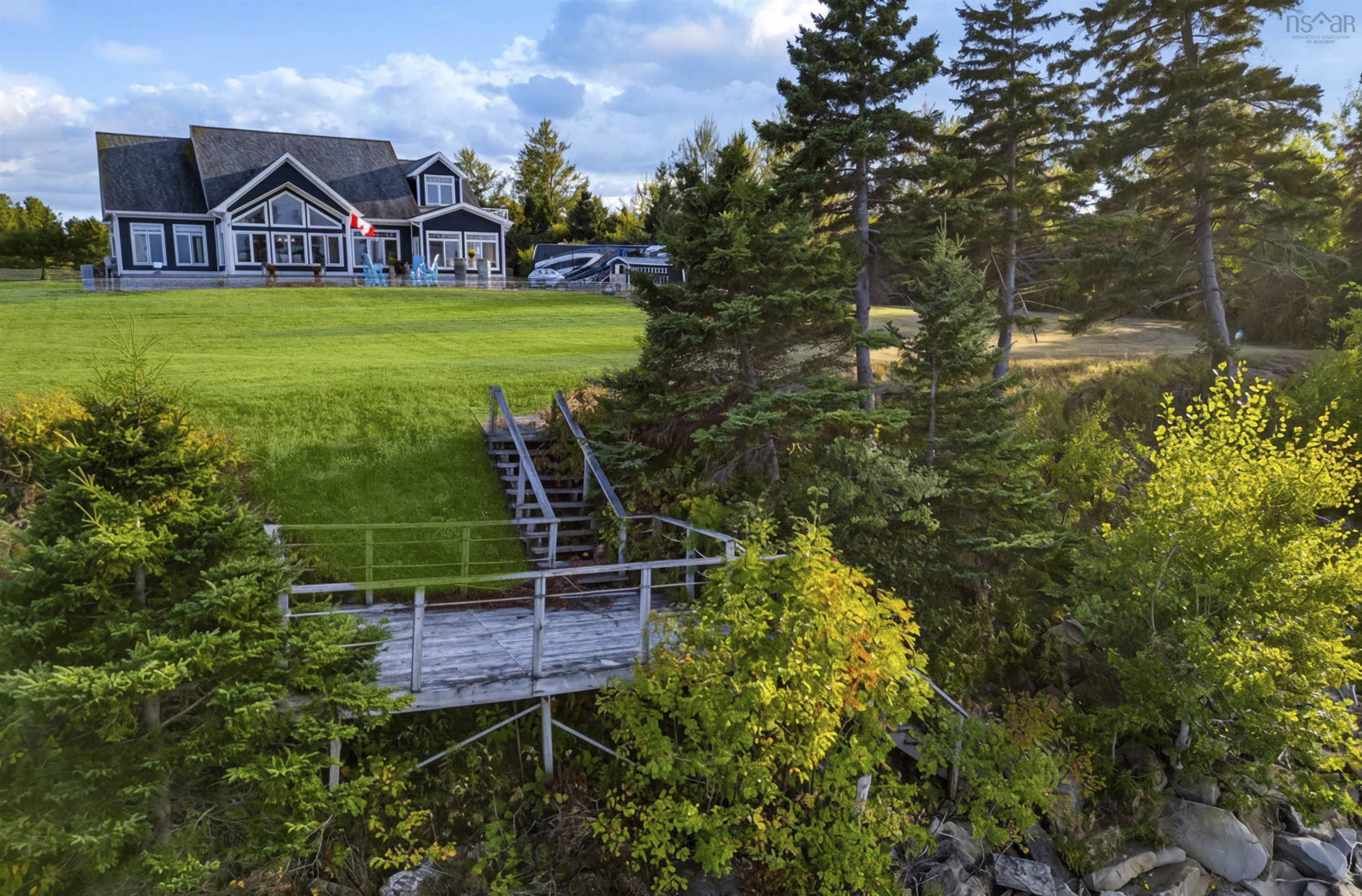 76 Sandview Lane