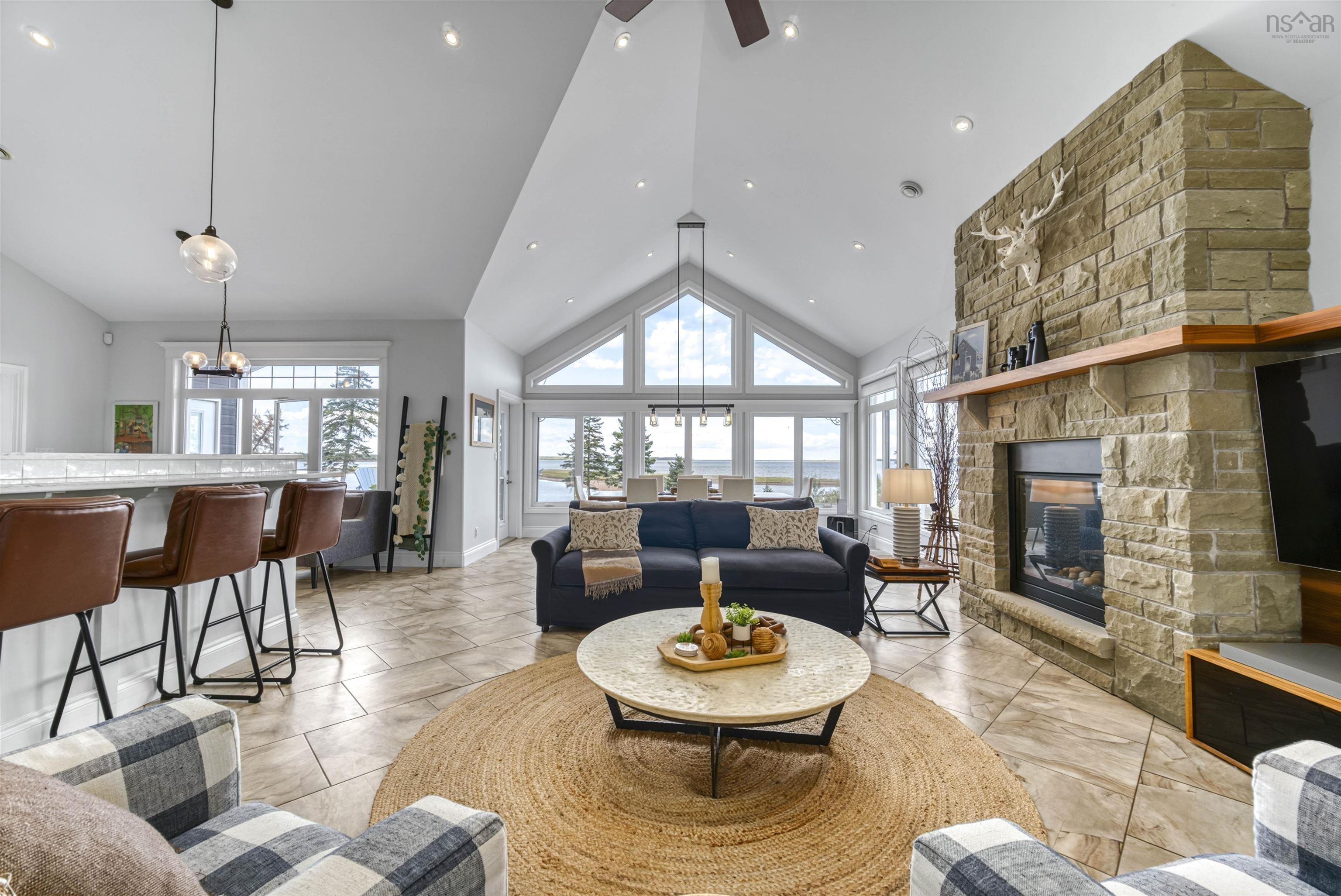 76 Sandview Lane