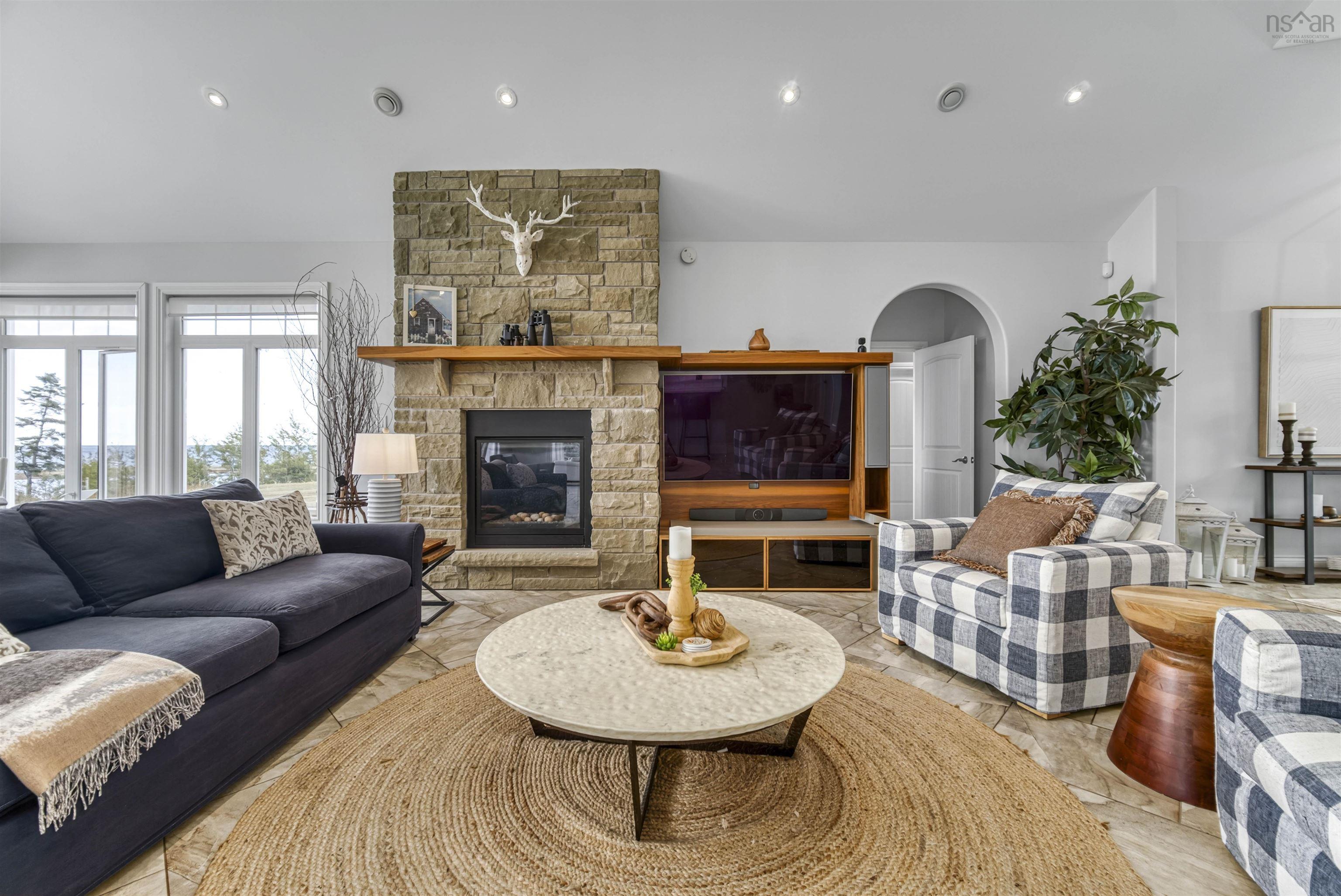 76 Sandview Lane