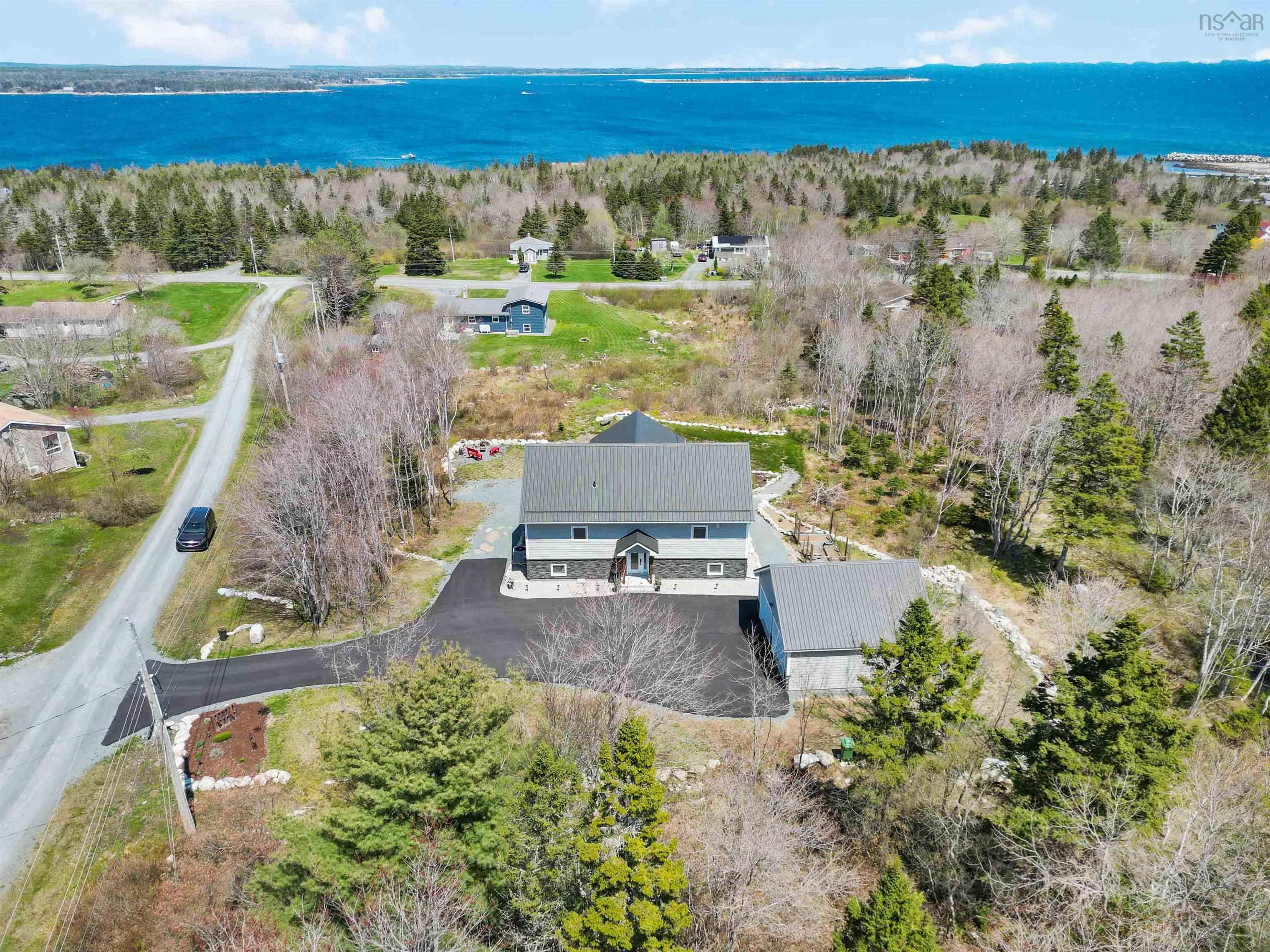 31 Old Ice Road