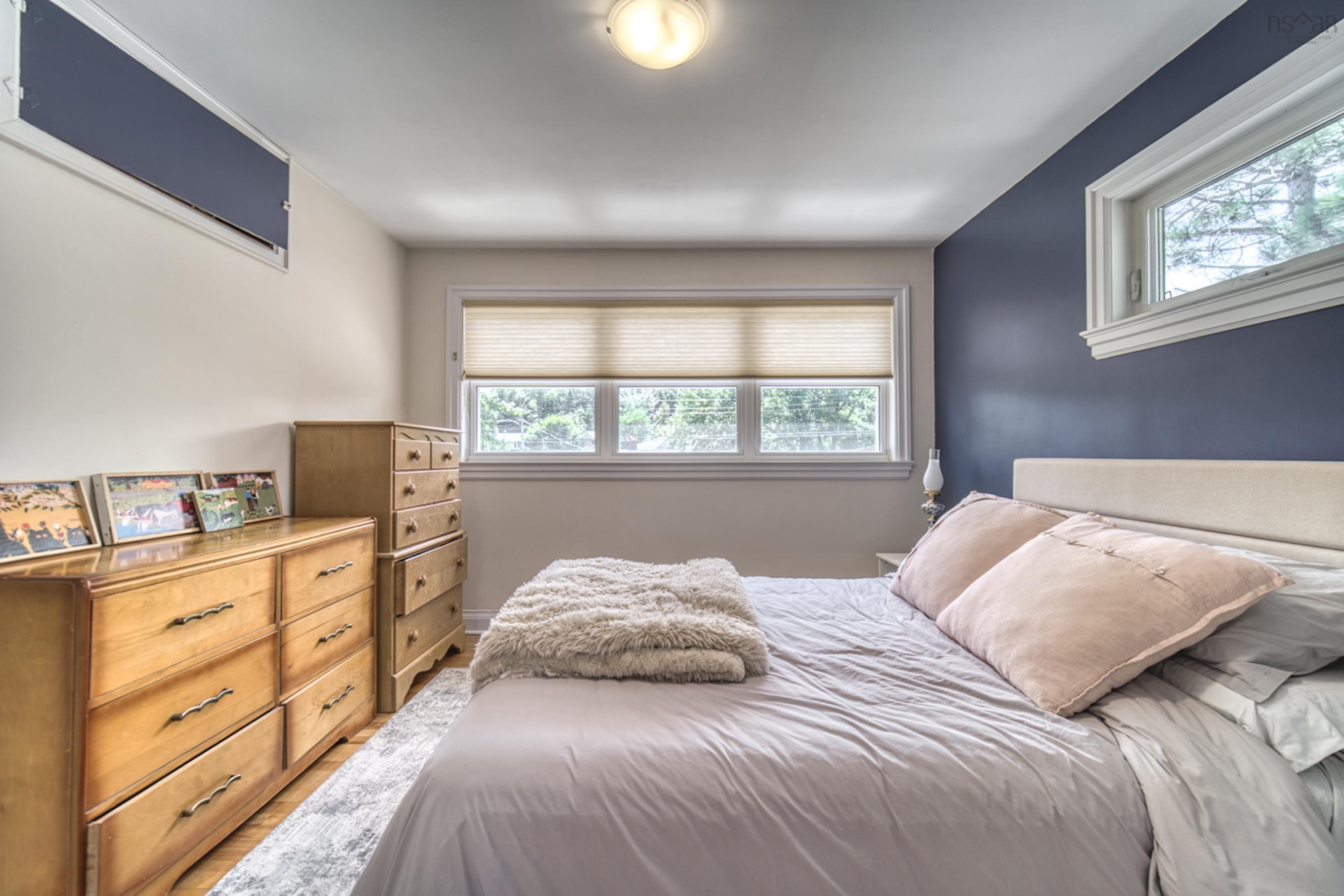 10 Clearview Crescent