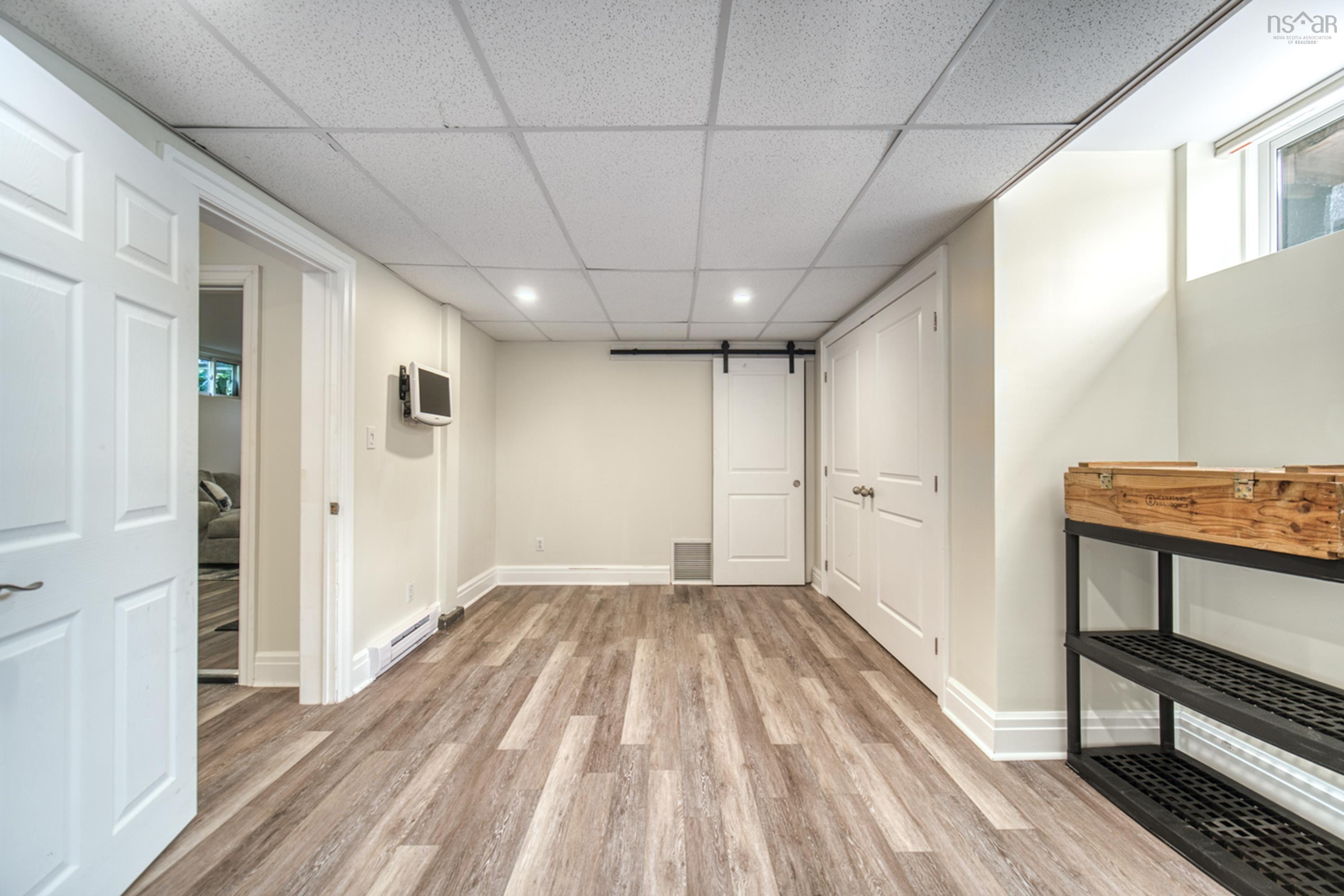 10 Clearview Crescent
