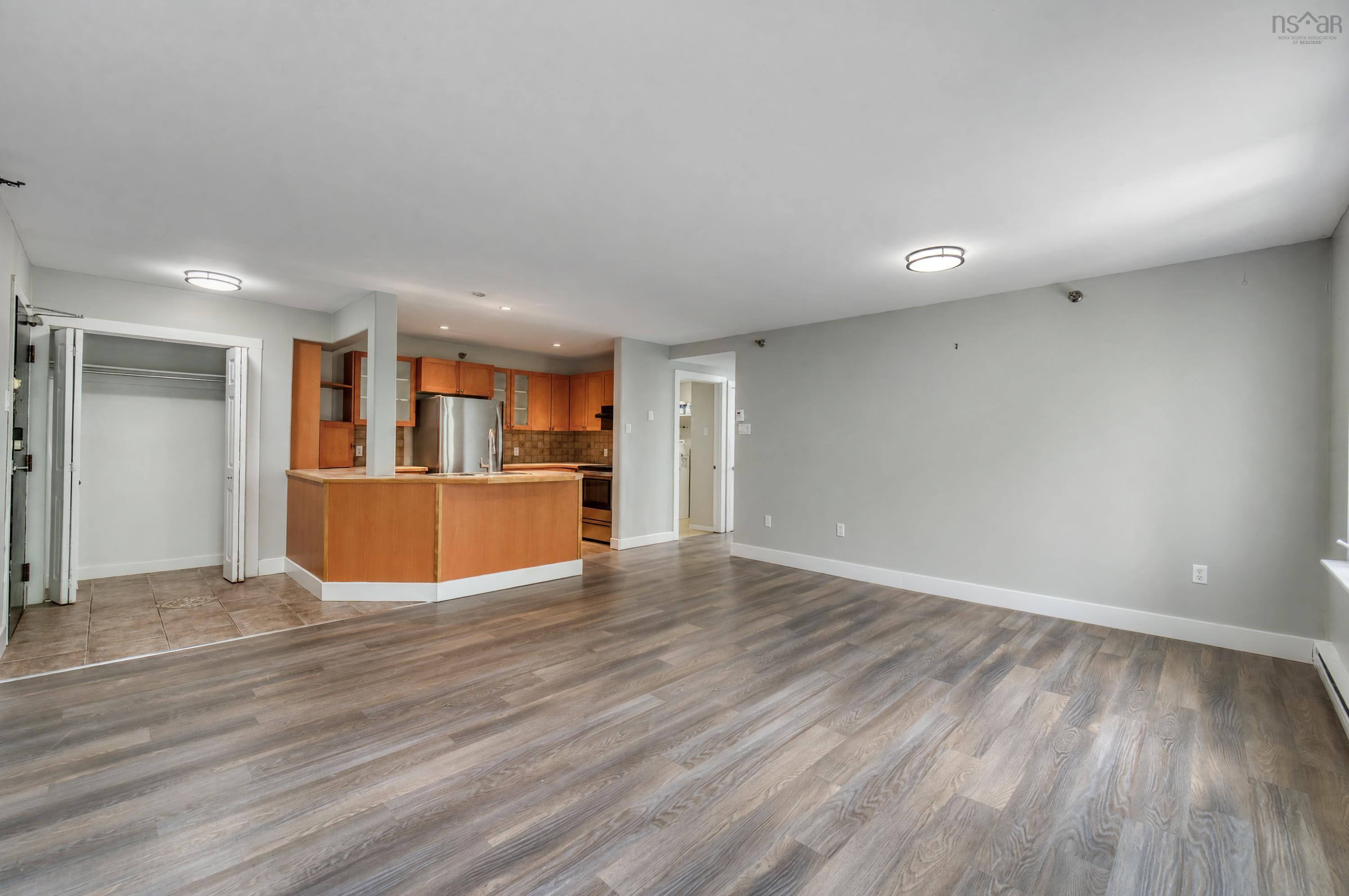 205-120 Rutledge Street Unit: 205